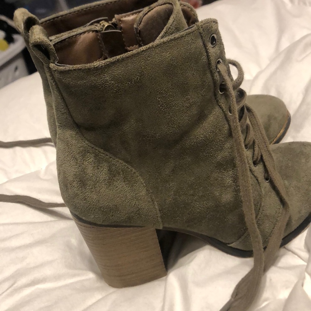 CANDIE’S SUEDE HEEL BOOTIES